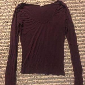Tight fit long-sleeve in eggplant (garage)